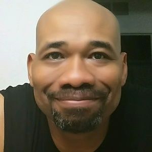 Meet your Posher, Larry